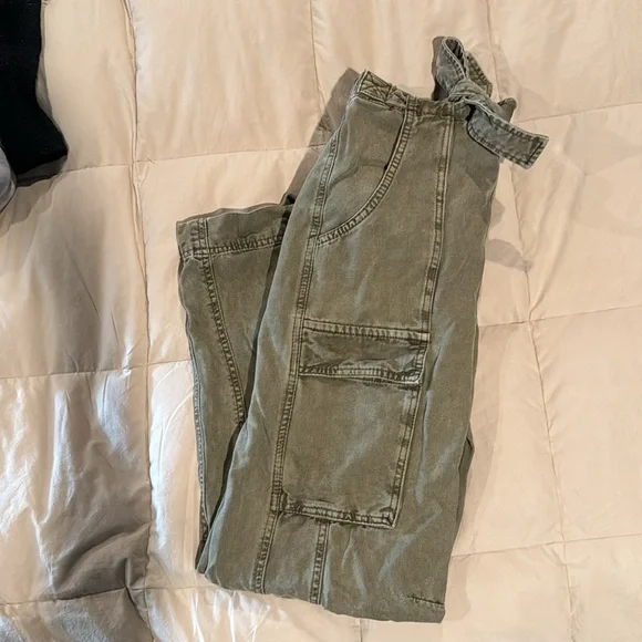 Utility Jumpsuit in Olive - Picture 4 of 7